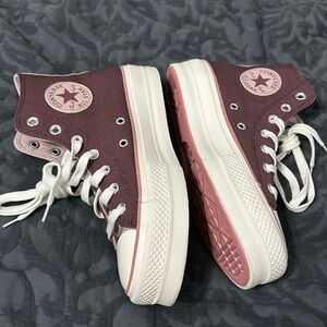 Chuck Taylor converse platform dark wine